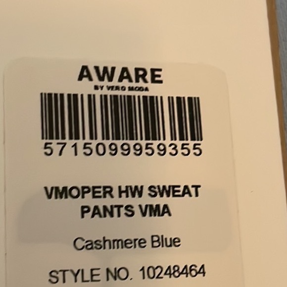 BNWT - sky blue sweat pants - size S drawstring waist, elastic cuff ankle - Picture 6 of 6